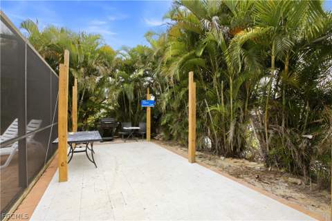 1736 Bonnie Ct, Fort Myers FL - photo 23 of 27