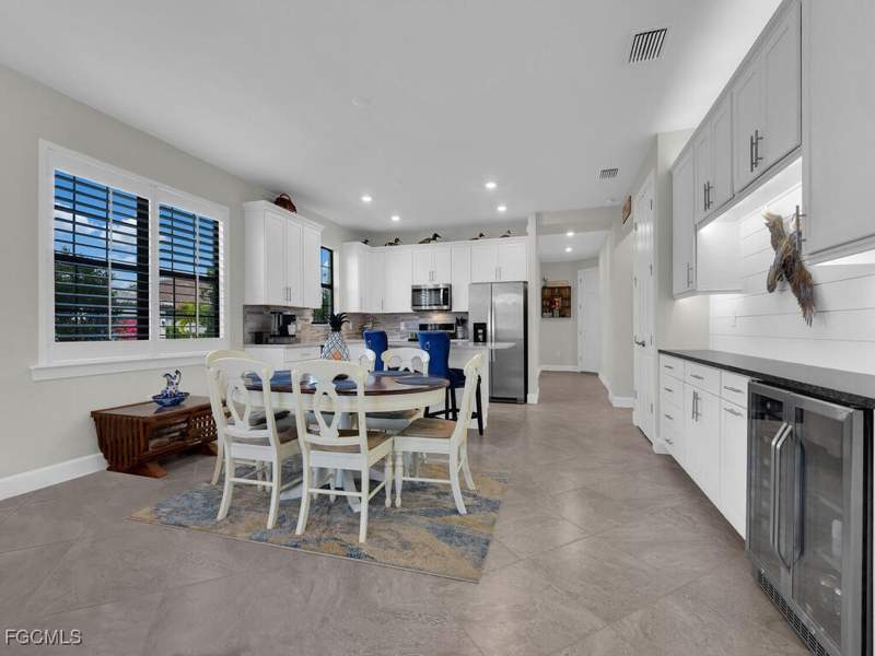 2 bedroom Attached at 17300 Corsini Dr, Esplanade Lake Club, Fort Myers — photo 4