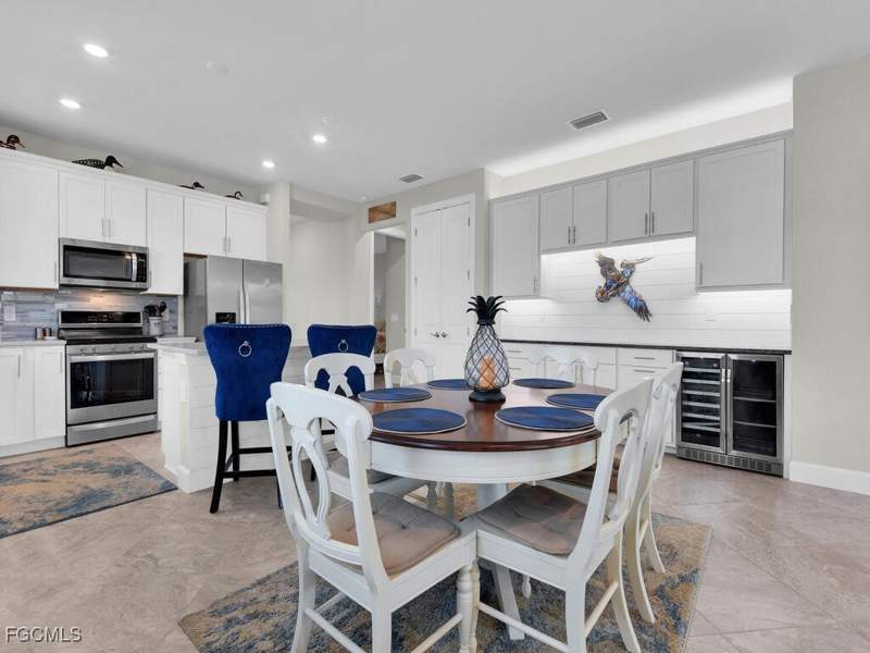 2 bedroom Attached at 17300 Corsini Dr, Esplanade Lake Club, Fort Myers — photo 5