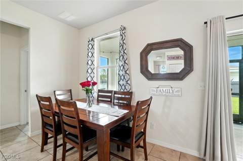 1823 NW 10th St, Cape Coral FL - photo 10 of 41