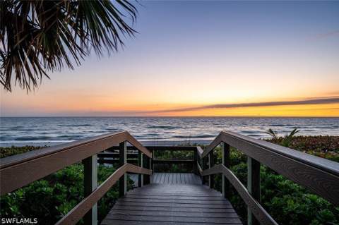 400 Park Shore Dr 102, Naples FL - photo 21 of 27