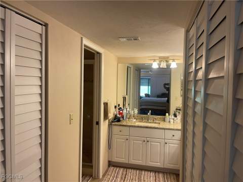 5770 Trailwinds Dr 211, Fort Myers FL - photo 22 of 36