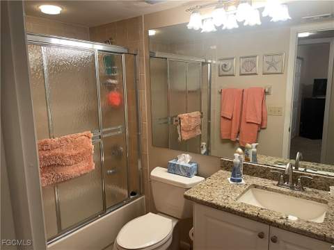 5770 Trailwinds Dr 211, Fort Myers FL - photo 23 of 36