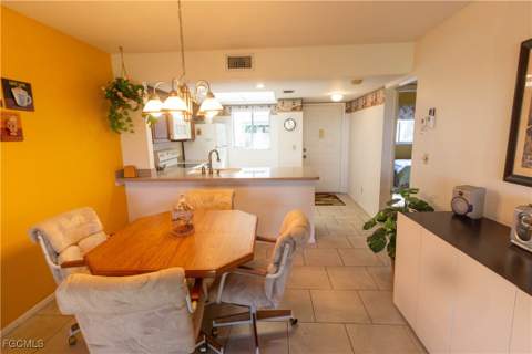 8200 Summerlin Village Cir 101, Fort Myers FL - photo 7 of 21