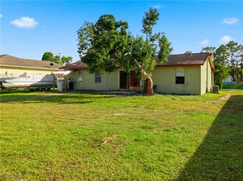 2802 2nd St SW, Lehigh Acres FL - photo 17 of 33