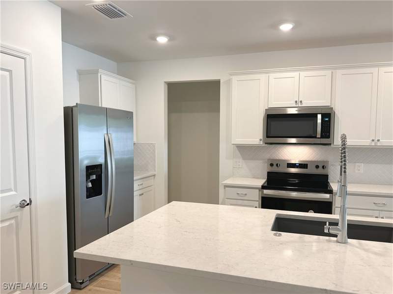 3 bedroom Townhouse at 27831 Solis Grande Drive, Solis Grande, Bonita Springs — photo 4
