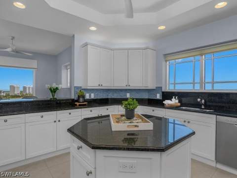 455 Cove Tower Dr Ph 1802, Naples FL - photo 14 of 49