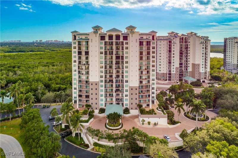 3 bedroom Condominium at 455 Cove Tower Dr Ph 1802, Nevis At Cove Towers, Naples — photo 4
