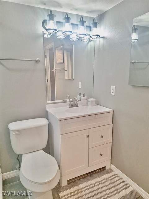 7104 Nantucket Cir 2, North Fort Myers FL - photo 12 of 19