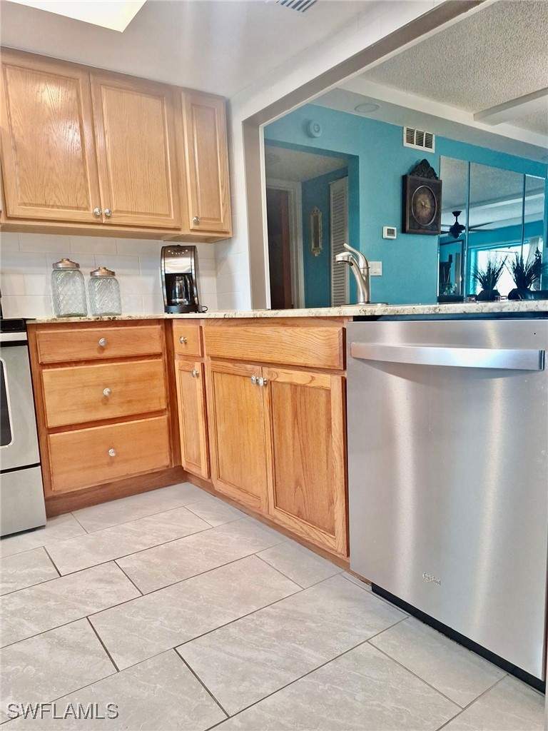 2 bedroom Condominium at 7104 Nantucket Cir 2, Foxmoor Condo II, North Fort Myers — photo 5