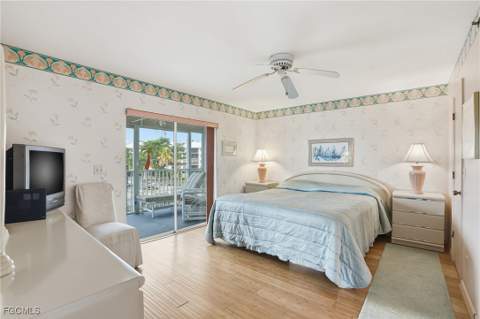4591 Bay Beach Ln 294, Fort Myers Beach FL - photo 19 of 50