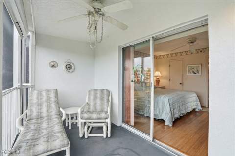 4591 Bay Beach Ln 294, Fort Myers Beach FL - photo 23 of 50