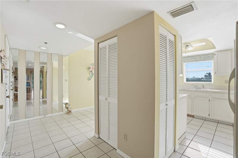 2 bedroom Condominium at 4591 Bay Beach Ln 294, Royal Pelican Townhouse, Fort Myers Beach — photo 5