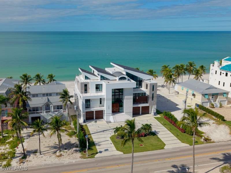 5 bedroom SingleFamilyResidence at 27804 Hickory Blvd, Bonita Beach, Bonita Springs — photo 2