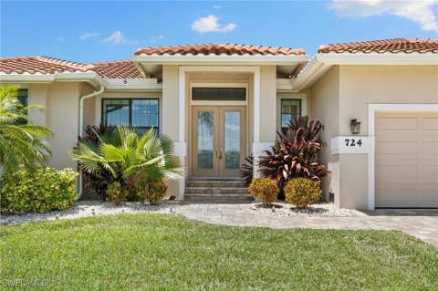 724 Seagrape Dr, Marco Island FL - photo 6 of 46