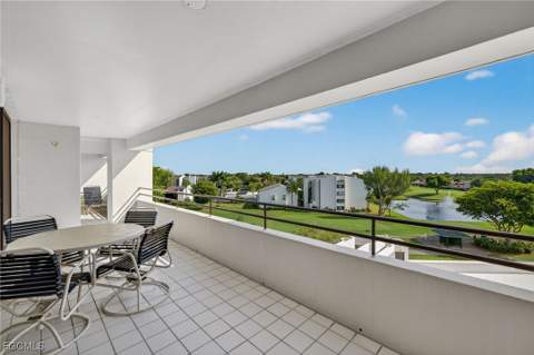 5260 S Landings Dr 502, Fort Myers FL - photo 19 of 39