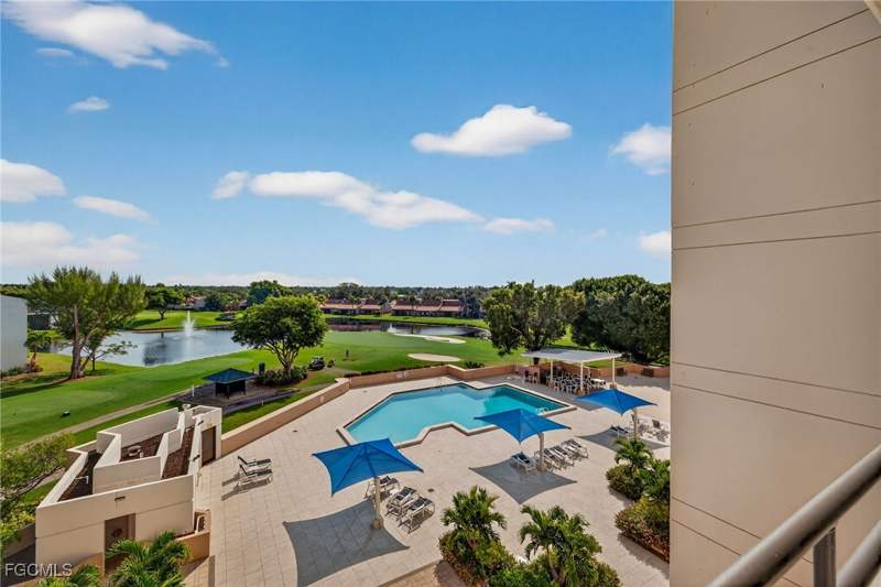 2 bedroom Condominium at 5260 S Landings Dr 502, Ariel, Fort Myers — photo 5