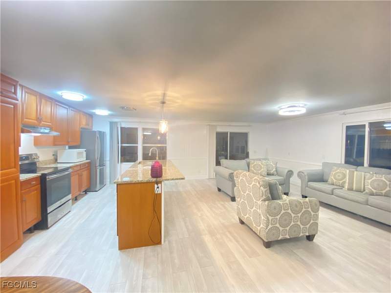 2 bedroom ManufacturedHome at 5506 Virginia Dare Ln, Old Bridge Village, North Fort Myers — photo 4