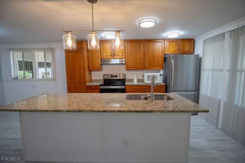 5506 Virginia Dare Ln, North Fort Myers FL - photo 6 of 36