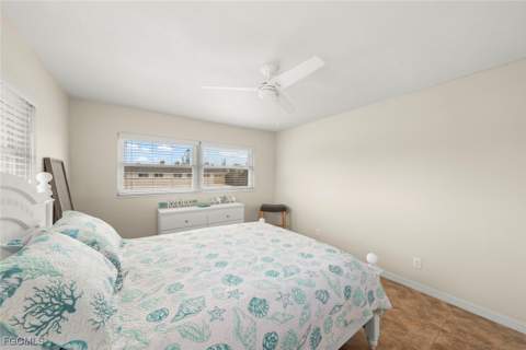 601 Periwinkle Way D5, Sanibel FL - photo 24 of 44