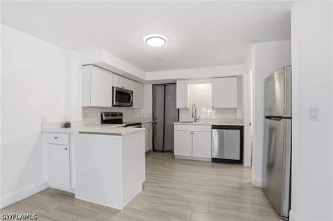 5474 Oak Ridge Ave, Fort Myers Beach FL - photo 16 of 40