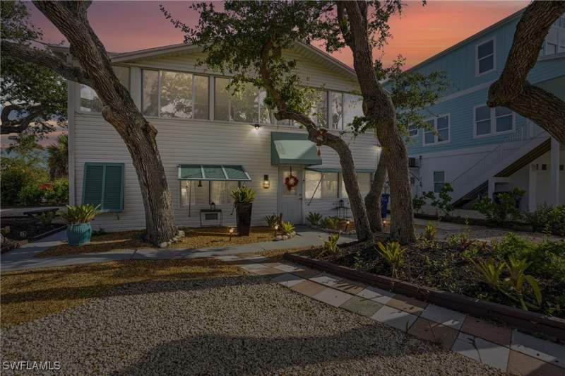 3 bedroom SingleFamilyResidence at 5474 Oak Ridge Ave, Gulf Heights, Fort Myers Beach — photo 2