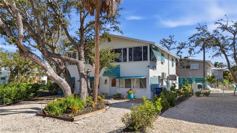 3 bedroom SingleFamilyResidence at 5474 Oak Ridge Ave, Gulf Heights, Fort Myers Beach — photo 4