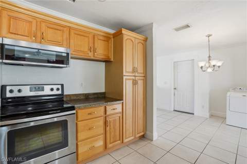 2108 NE 1st St, Cape Coral FL - photo 7 of 33