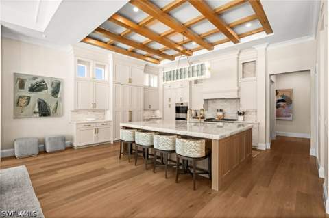 142 Eugenia Dr, Naples FL - photo 8 of 50