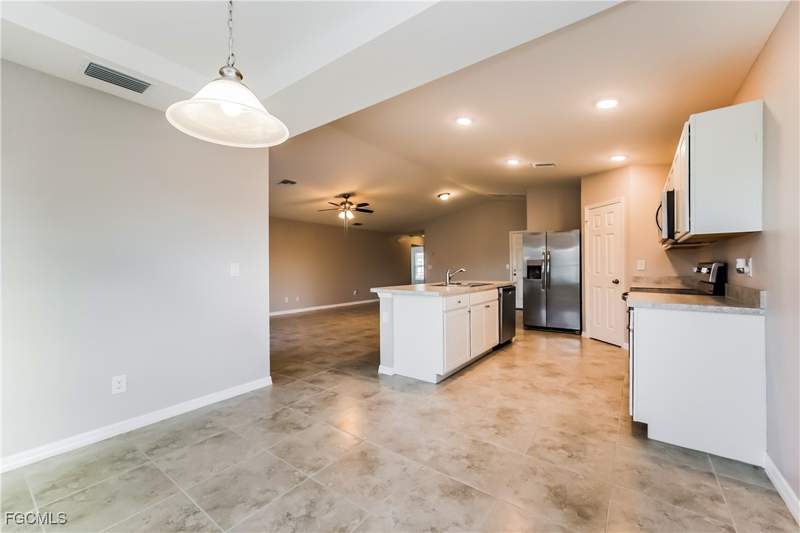 3 bedroom SingleFamilyResidence at 3602 17th St SW, Lehigh Acres, Lehigh Acres — photo 4