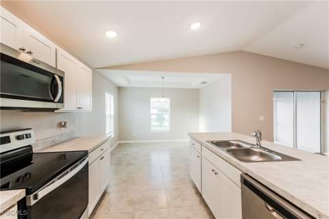 3602 17th St SW, Lehigh Acres FL - photo 6 of 15
