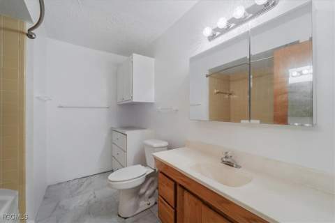 2960 Renee Ct, Fort Myers FL - photo 14 of 50