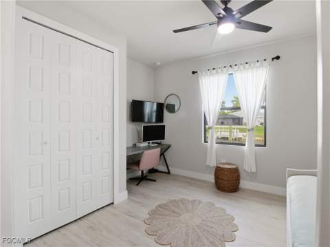 2233 SW 17th Pl, Cape Coral FL - photo 13 of 38