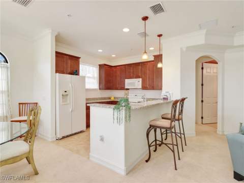 8067 Bibiana Way 505, Fort Myers FL - photo 7 of 38