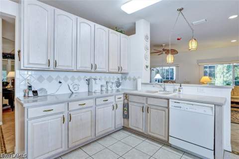 7442 Meldin Ct, Naples FL - photo 20 of 50