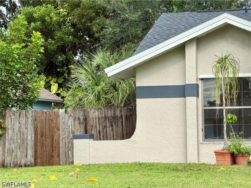 3 bedroom SingleFamilyResidence at 3090 52nd St SW, Golden Gate City, Naples — photo 2