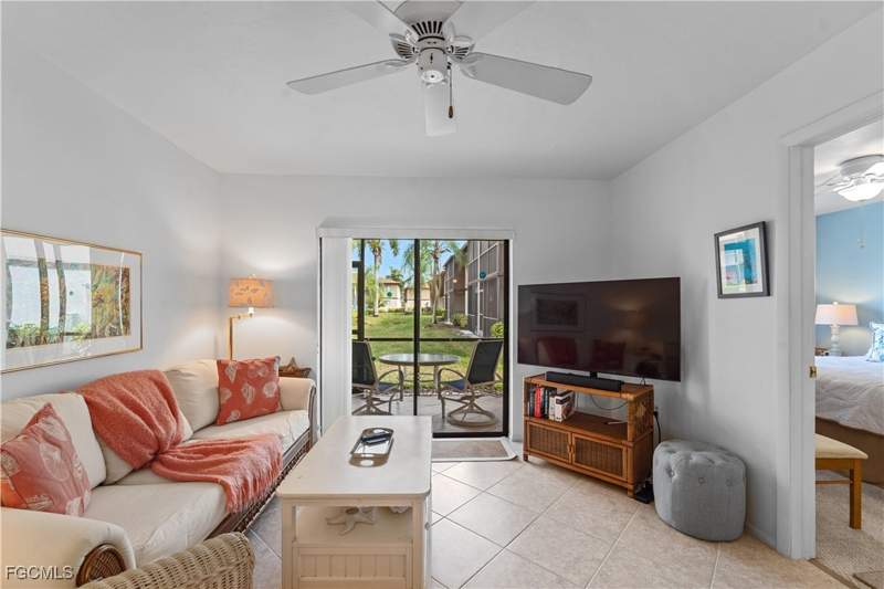 2 bedroom Condominium at 4790 S Cleveland Ave 1404, Pinewood South, Fort Myers — photo 3