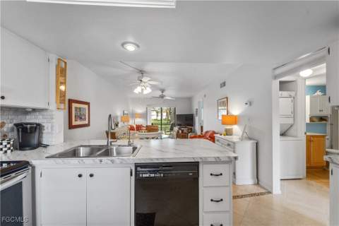 4790 S Cleveland Ave 1404, Fort Myers FL - photo 9 of 27