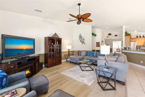8401 Southbridge Dr 2, Estero FL - photo 9 of 46