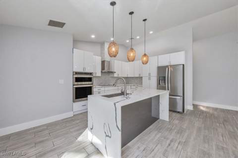 6161 Waxmyrtle Way, Naples FL - photo 10 of 27