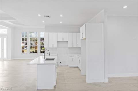 11105 Sea Tropic Ln, Fort Myers FL - photo 17 of 48