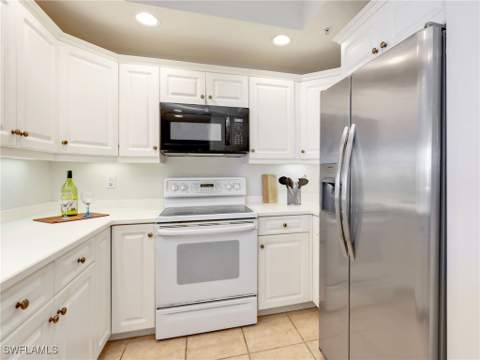 1001 Arbor Lake Dr 1007, Naples FL - photo 13 of 49