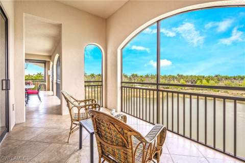 2555 Marquesa Royale Ln 1-301, Naples FL - photo 18 of 43