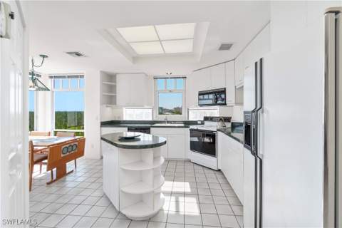 253 Barefoot Beach Blvd 406, Bonita Springs FL - photo 10 of 45