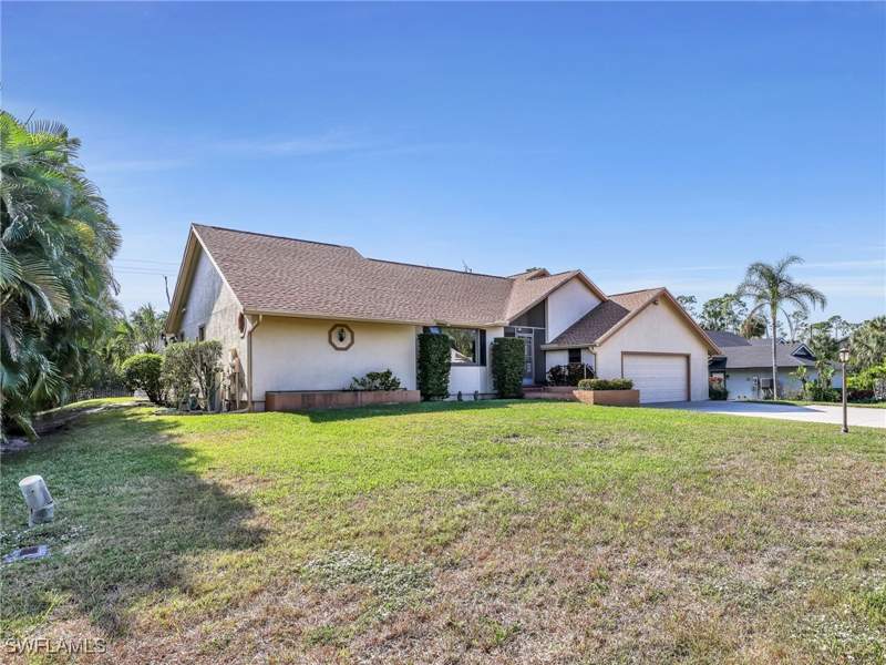 3 bedroom SingleFamilyResidence at 6219 Deer Run, The Forest, Fort Myers — photo 5