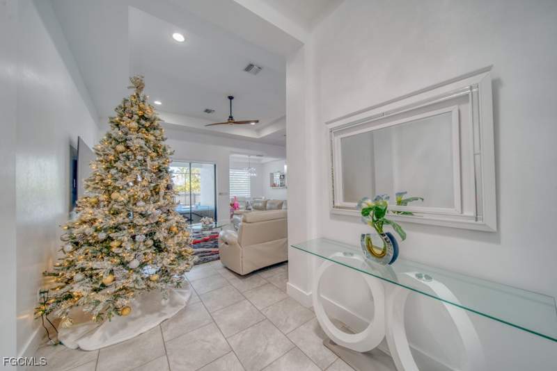 3 bedroom SingleFamilyResidence at 1528 NW 24th Pl, Cape Coral, Cape Coral — photo 5