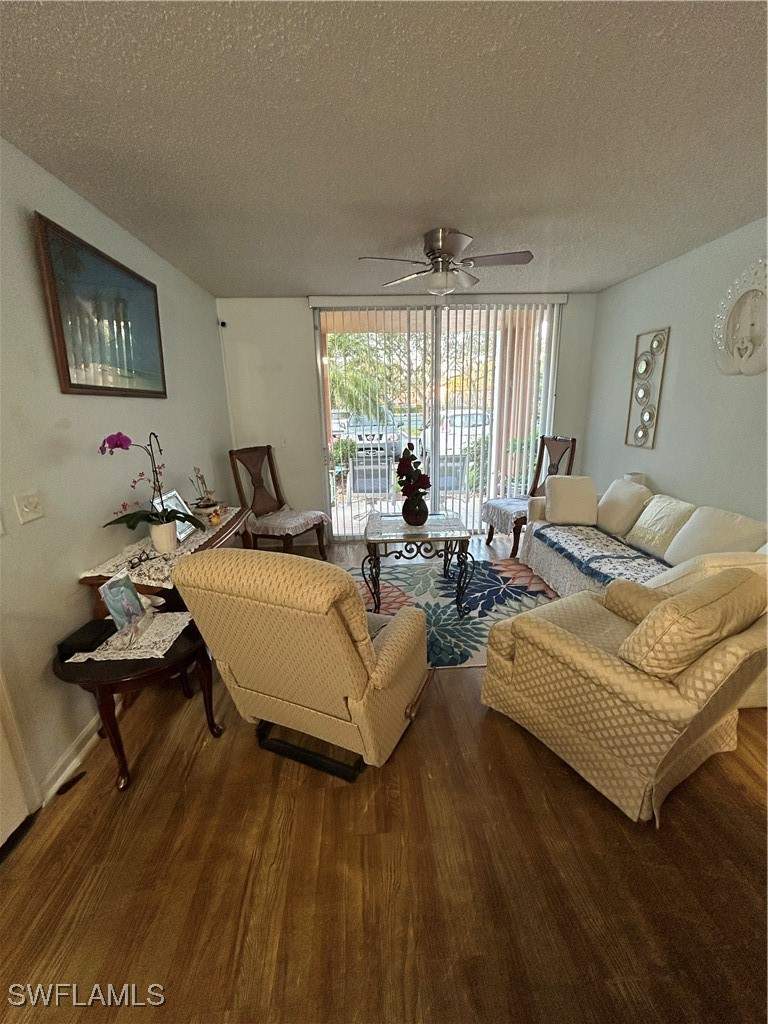 1 bedroom Condominium at 1150 Wildwood Lakes BLVD 8-107, THE ENCLAVE AT NAPLES, Naples — photo 1