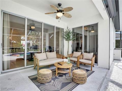 8850 Springwood Ct, Bonita Springs FL - photo 15 of 44
