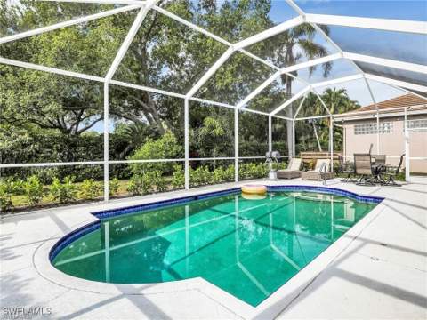 8850 Springwood Ct, Bonita Springs FL - photo 17 of 44