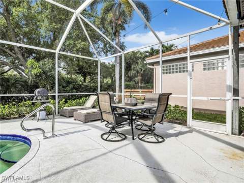 8850 Springwood Ct, Bonita Springs FL - photo 19 of 44